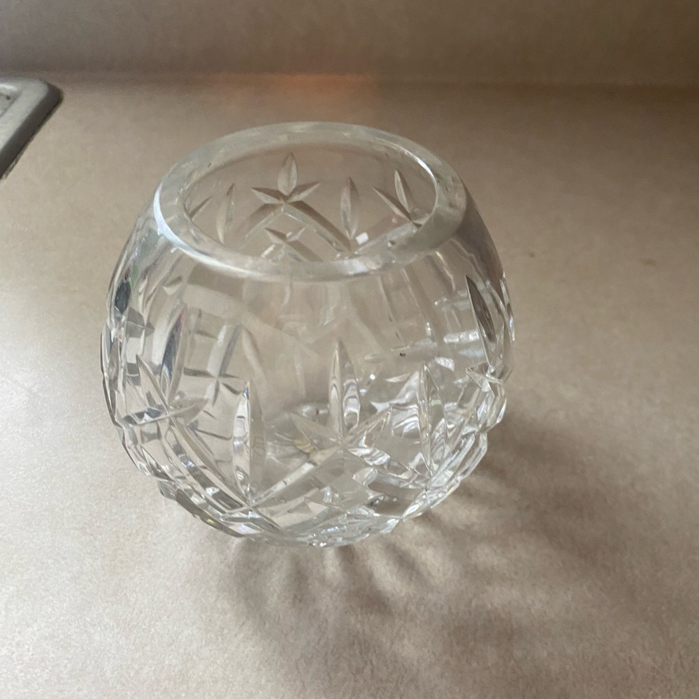 Crystal Rose Bowl Unknow Pattern Maker Stunning Design Pineapple Diamonds